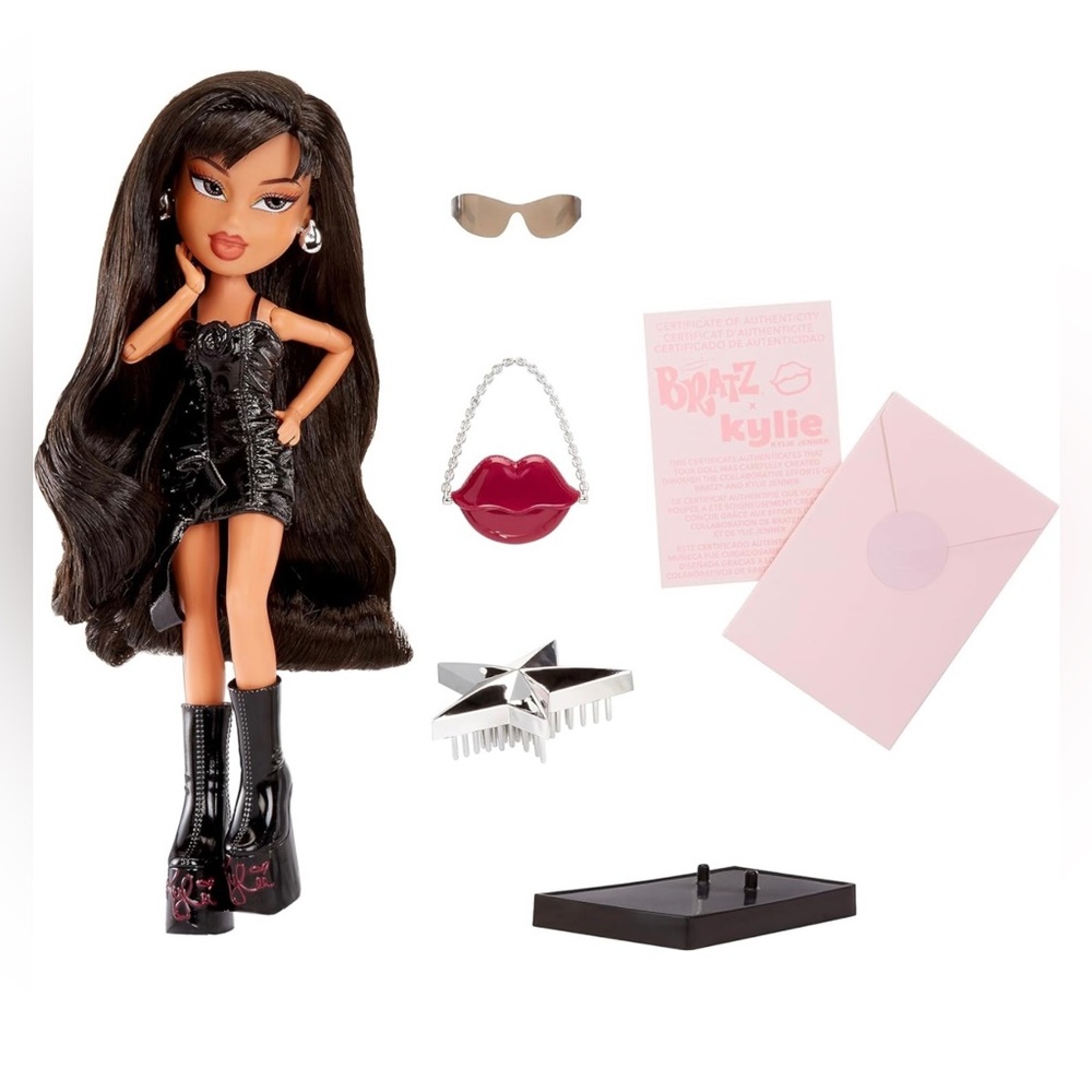 Bratz x Kylie Jenner Bratz doll - Picture 2 of 4